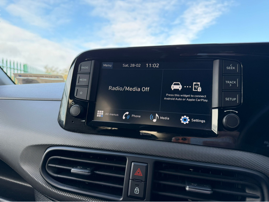 2023 Hyundai i10 - image 11