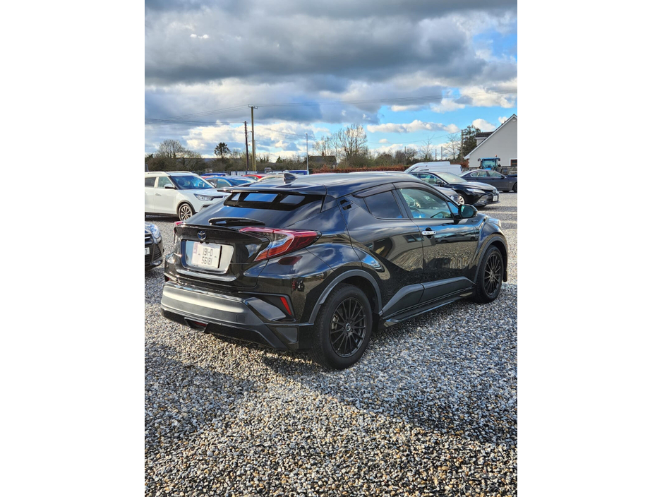 2019 Toyota C-HR 1.8 HYBRID LUNA €19,950