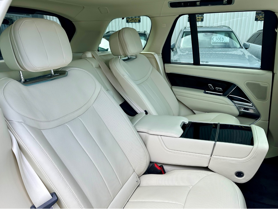 2023 Land Rover Range Rover Sport - image 17