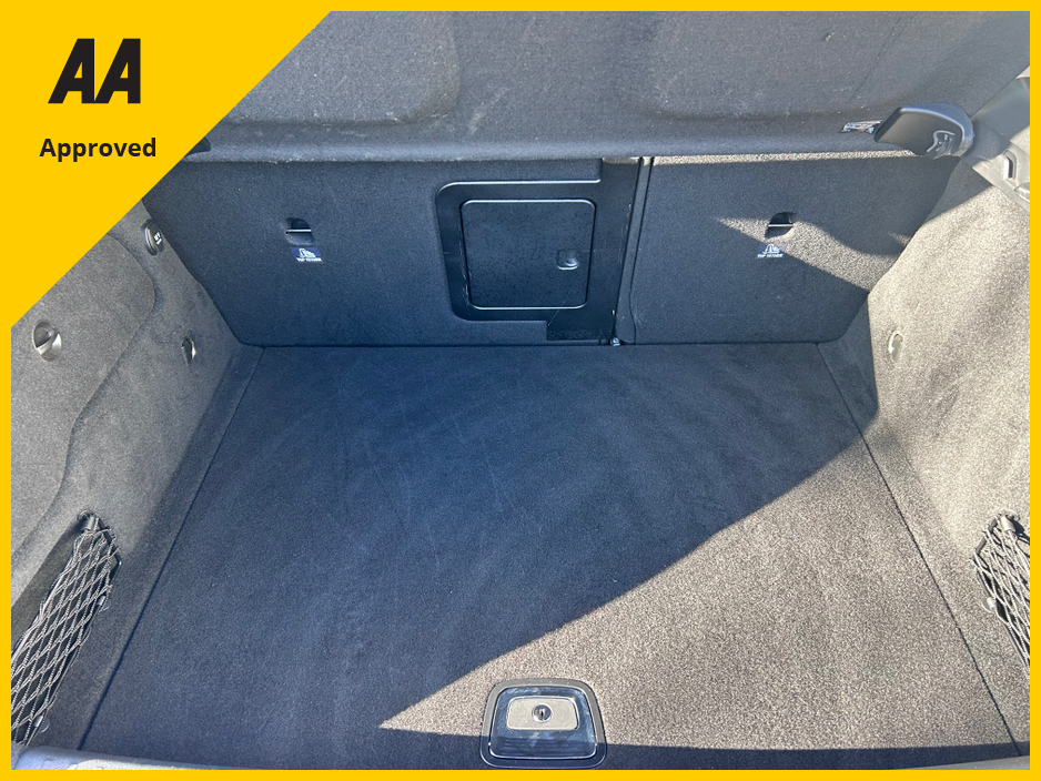 2017 Mercedes-Benz GLA Class 2017 MERCEDES GLA 180 URBAN PETROL AUTO LOW KMS €21,950