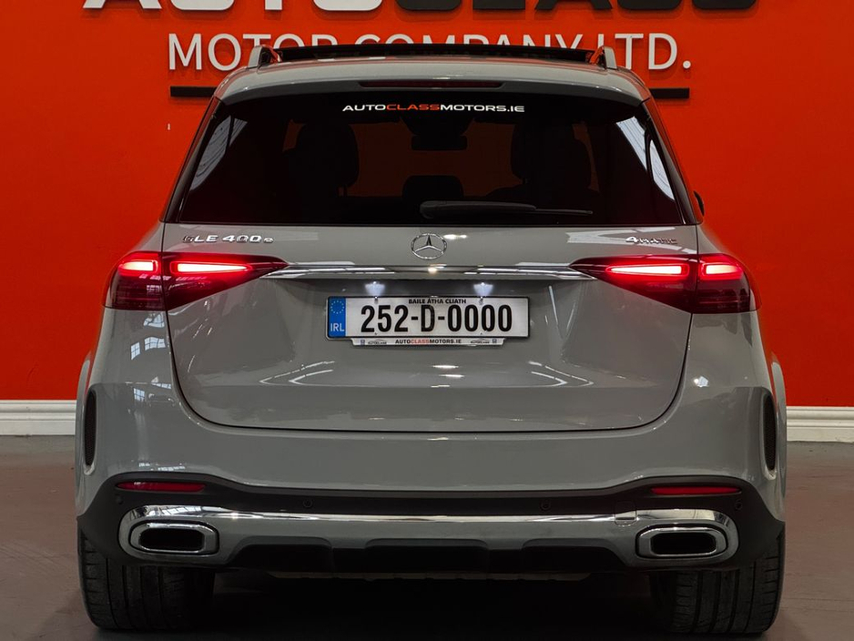 2025 Mercedes-Benz GLE Class - image 13