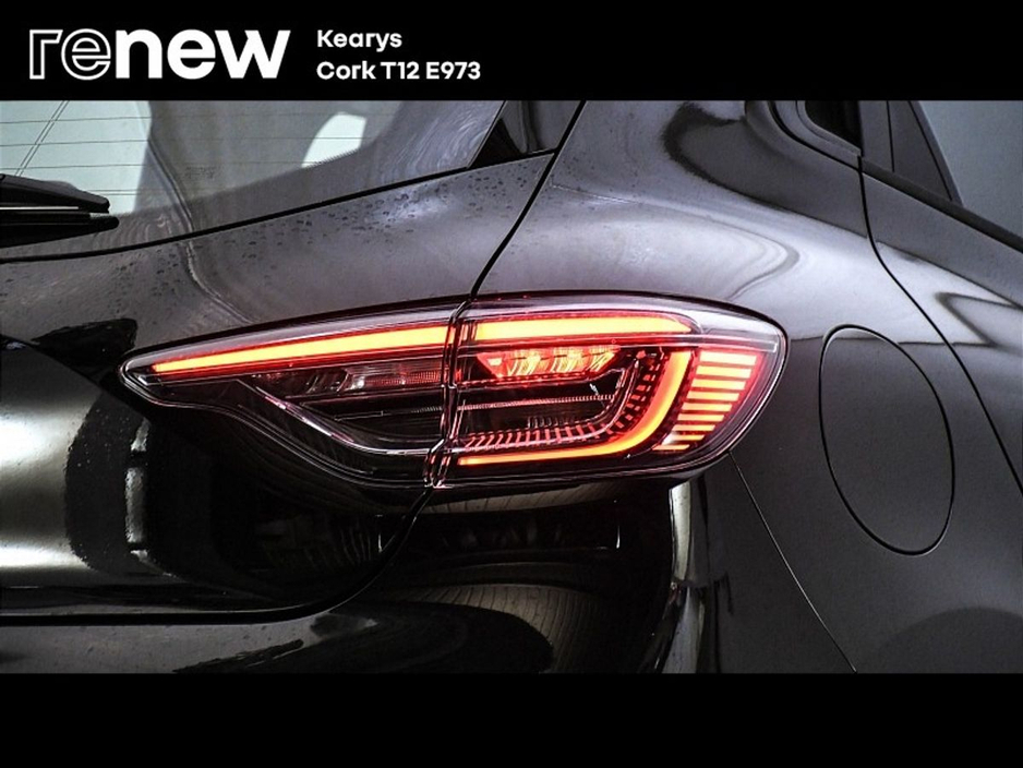 2025 Renault Clio - image 14