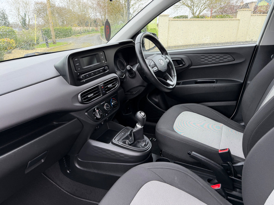 2021 Hyundai i10 - image 16