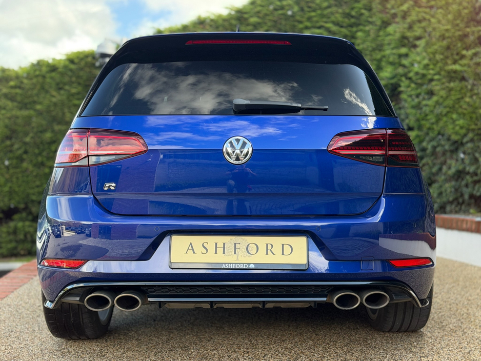 2019 Volkswagen Golf - image 8
