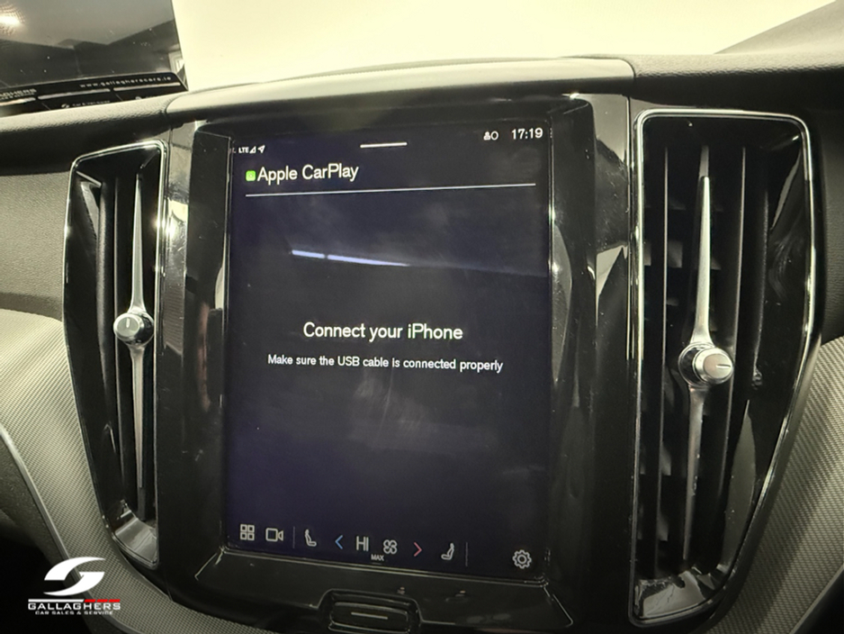 2023 Volvo XC60 - image 18