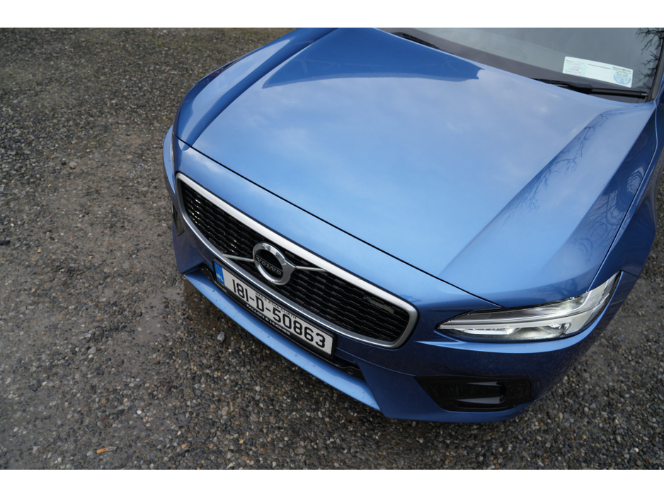 2018 Volvo S90 - image 5