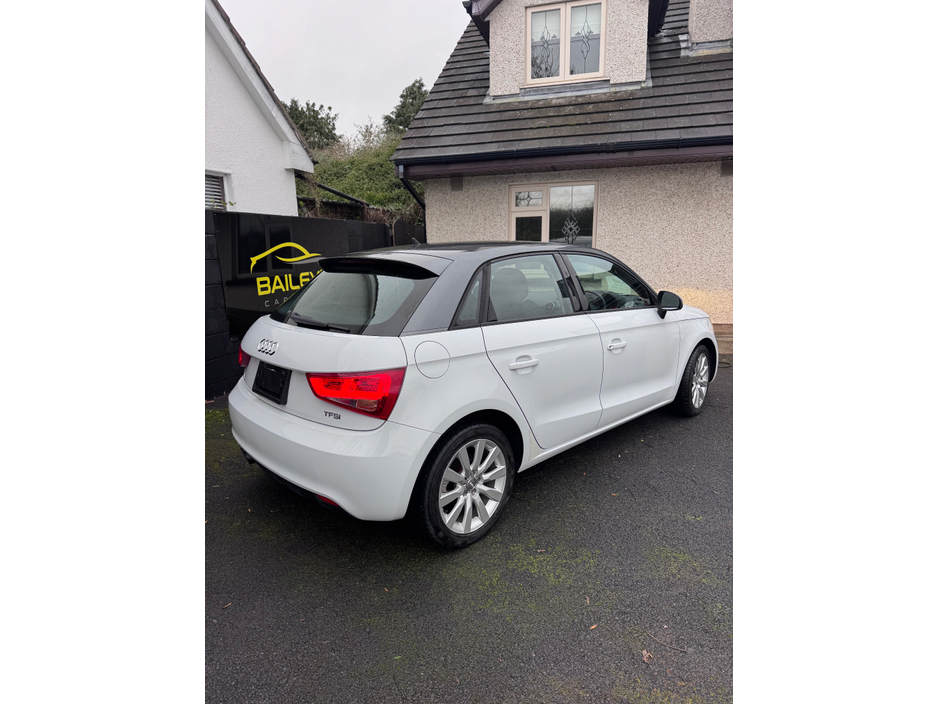 2014 Audi A1 DBA-8XCAX 5DR €10,550
