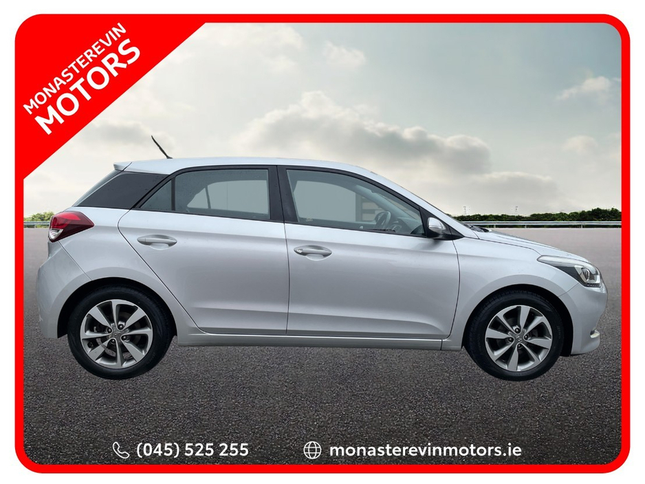 2017 Hyundai i20 - image 3