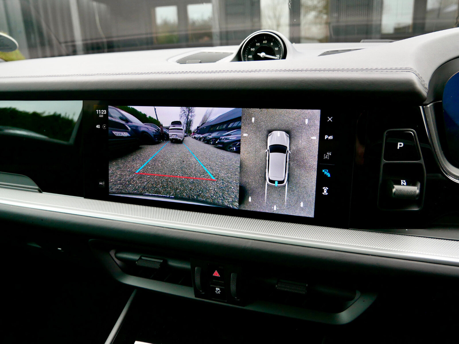 2025 Porsche Cayenne 3.0 E-Hybrid PHEV Auto €118,950