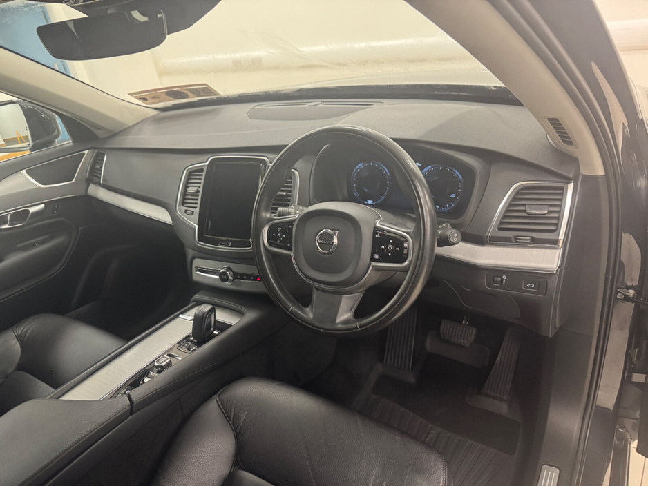 2020 Volvo XC90 B5 (235hp) AWD Momentum Auto