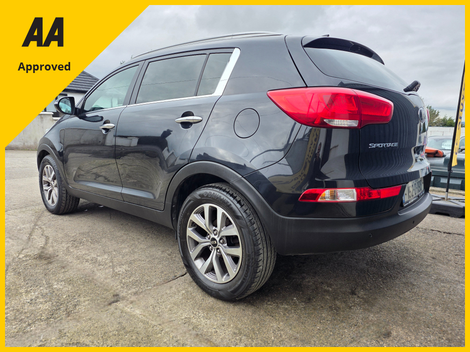 2015 Kia Sportage - image 6