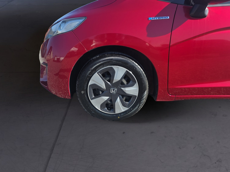 2017 Honda Fit - image 9