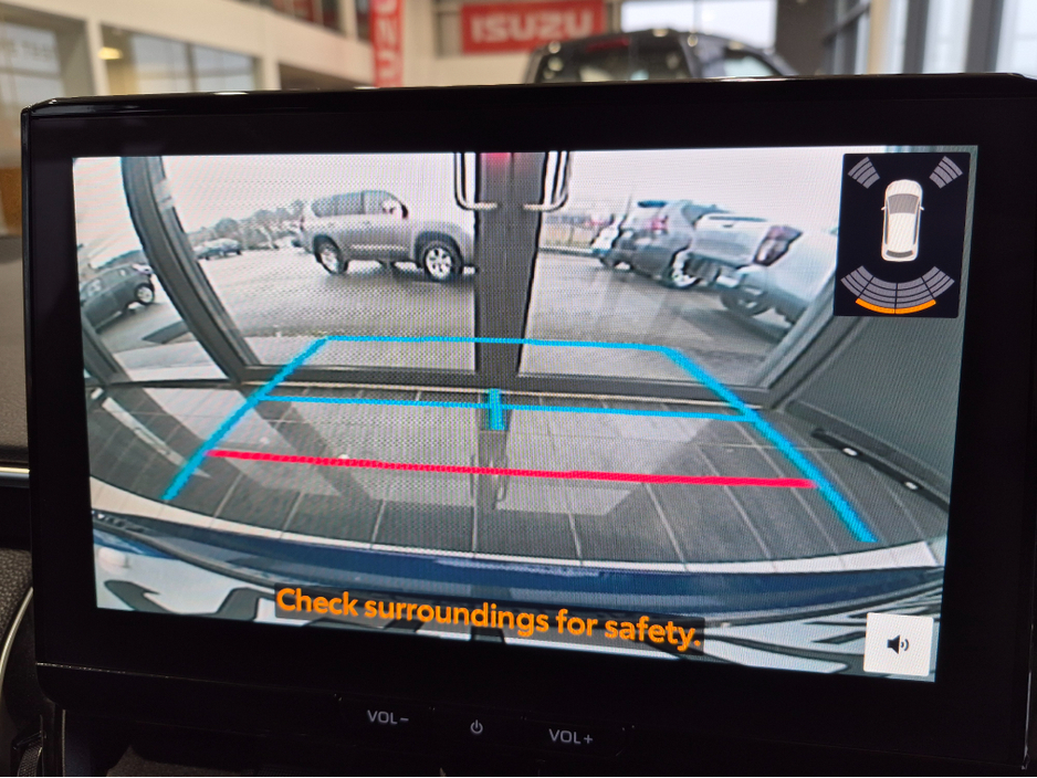 2024 Toyota Corolla - image 8