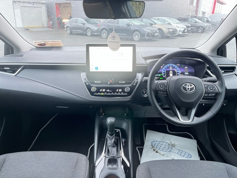 2023 Toyota Corolla - image 8