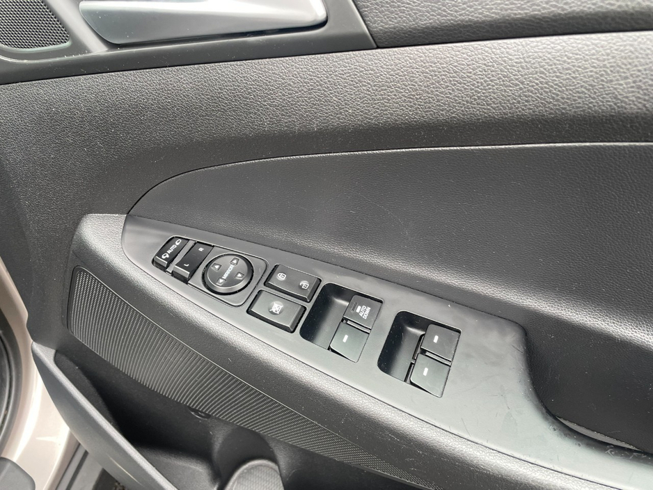 2018 Hyundai Tucson - image 7