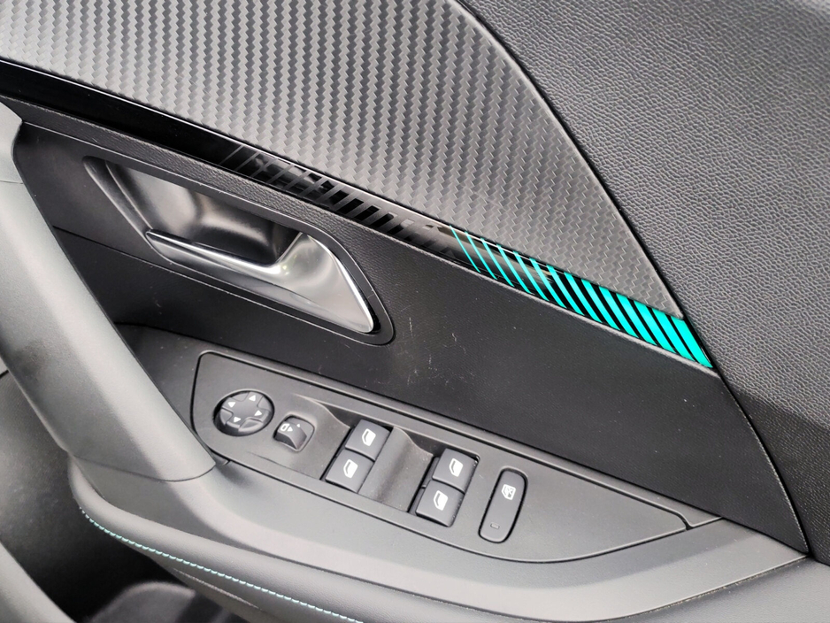 2023 Peugeot 2008 1.2 Puretech 100bhp Allure €25,950