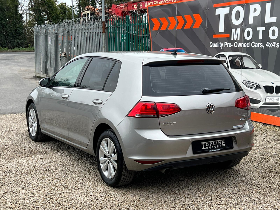 2014 Volkswagen Golf - image 7