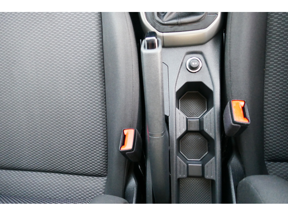 2019 Volkswagen Polo - image 20