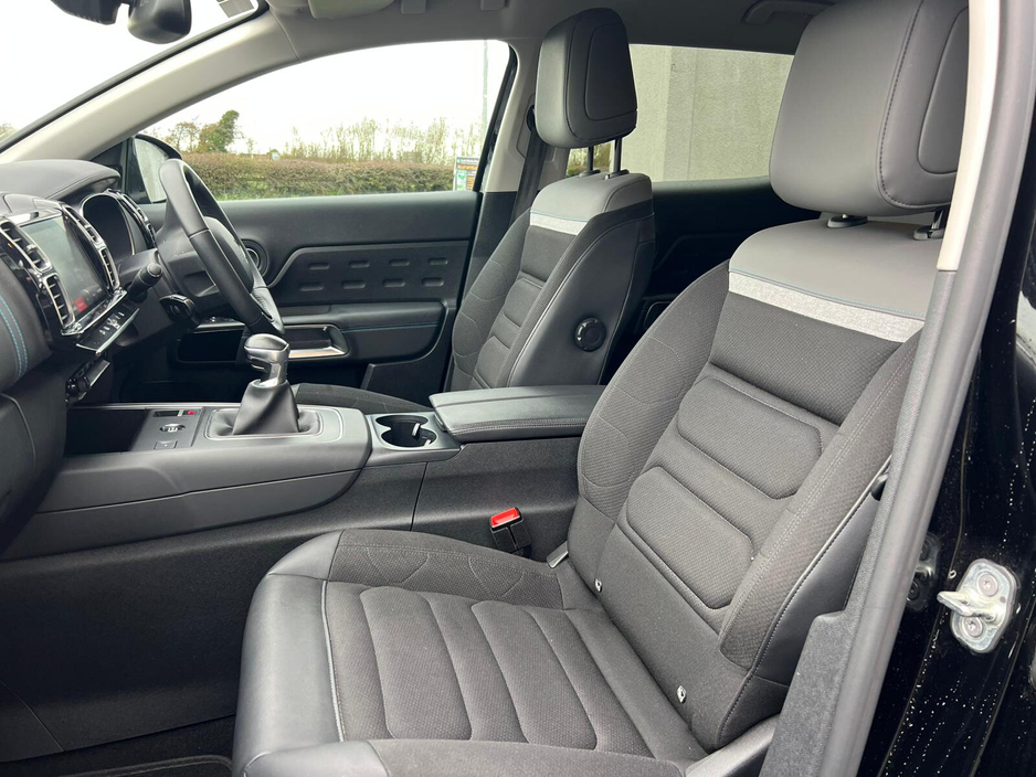 2023 Citroen C5 Aircross - image 8