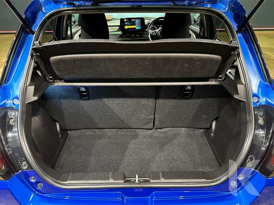 2024 Suzuki Swift - image 14