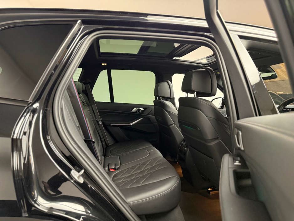 2023 BMW X5 - image 12