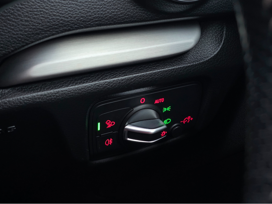 2015 Audi A3 SALOON S-LINE EDITION REVERSING CAMERA / PARKING SENSORS - DRIVE MODE - LOW TAX BAND €16,450