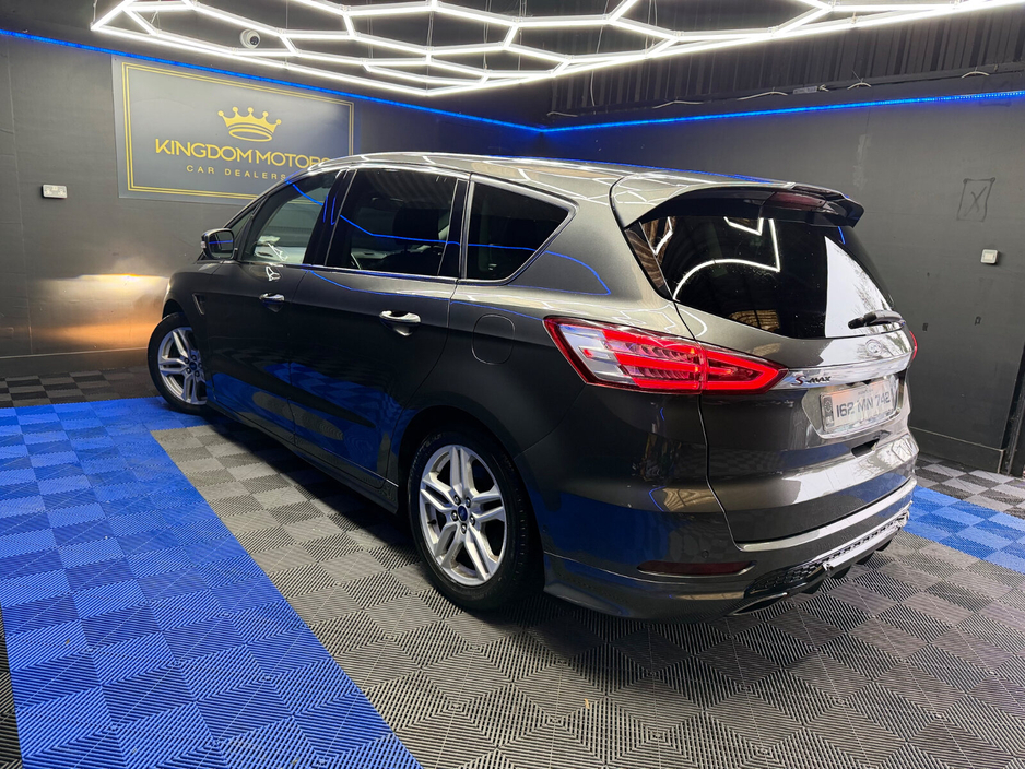 2016 Ford S-Max - image 7