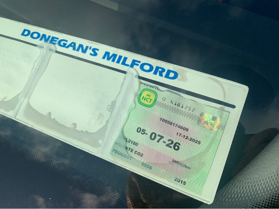 2015 Peugeot 5008 ACTIVE FAMILY 1.6 HDI 4DR €6,000