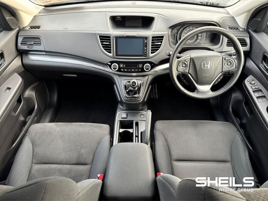 2017 Honda CR-V - image 3