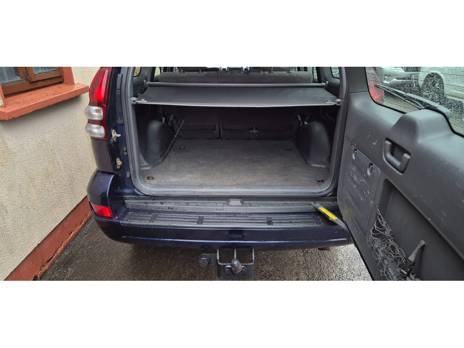 2007 Toyota Landcruiser - image 9