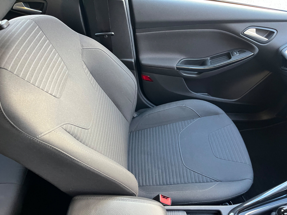 2017 Ford Focus 1.0 Ecoboost Turbo 125PS Titanium €9,950