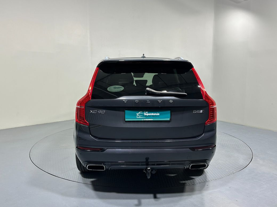2019 Volvo XC90 R-Design PP AWD 2.0 D5 €43,400