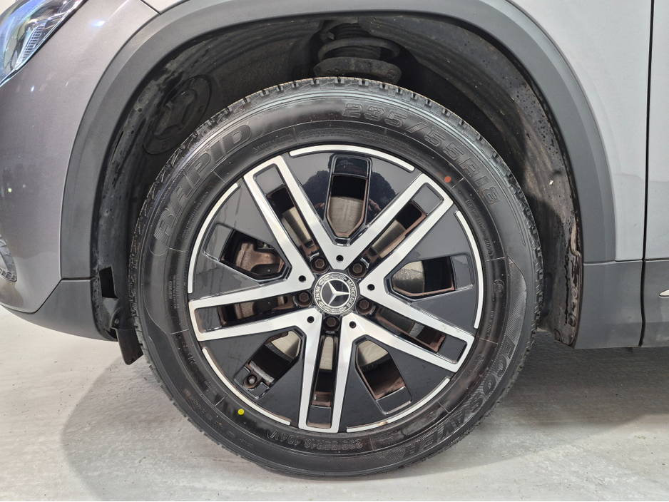 2021 Mercedes-Benz GLA Class - image 10