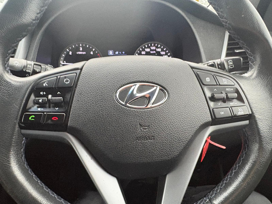 2017 Hyundai Tucson - image 11