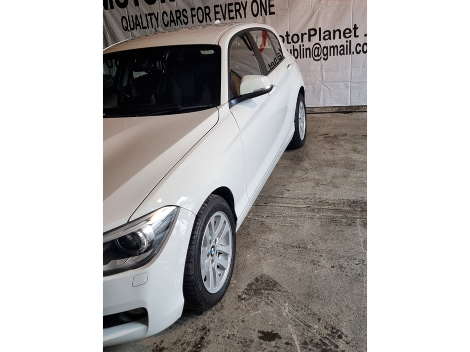 2015 BMW 1 Series - image 3