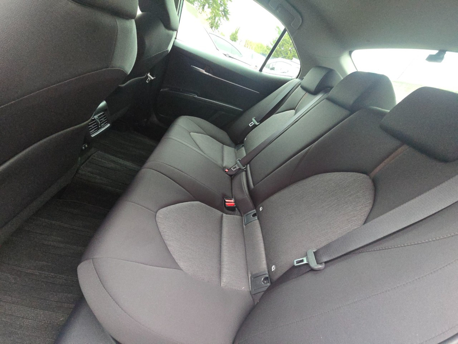2020 Toyota Camry - image 14