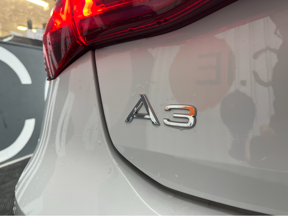 2024 Audi A3 €32950! 2024 AUDI A3 LEATHER 30TFSI SPORTBACK ADVANCED 1.0 AUTOMATIC / CRUISE CONTROL / REVERSE CAMERA / ELECTRIC HEATED SEATS / APPLE CARPLAY €32,950