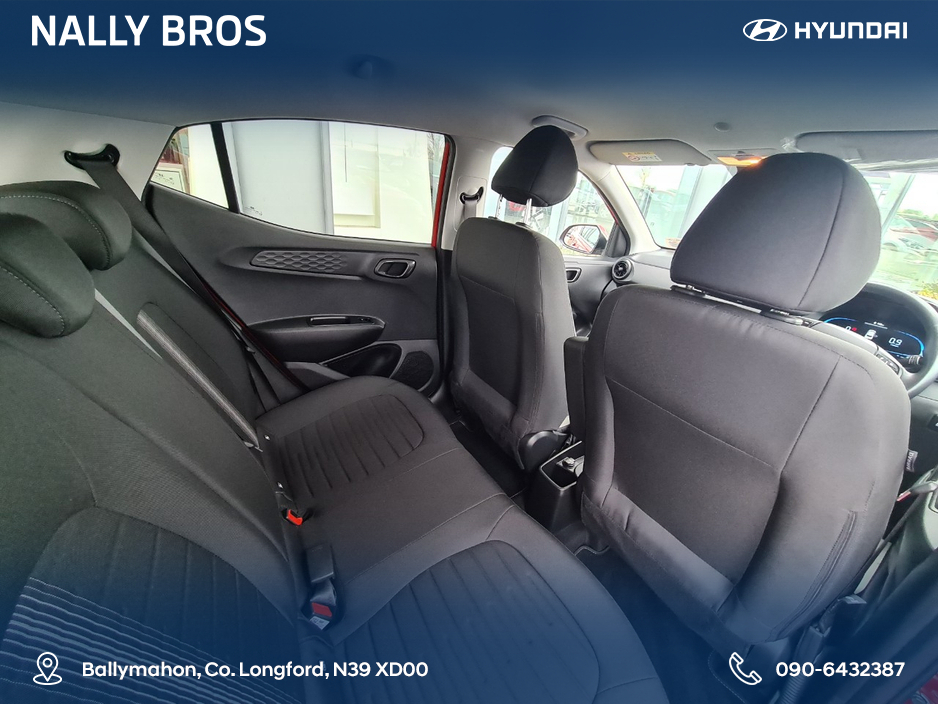 2023 Hyundai i10 - image 7