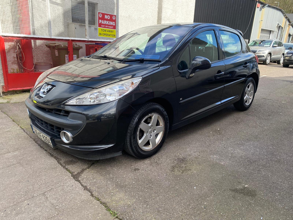 2006 Peugeot 207 - image 8
