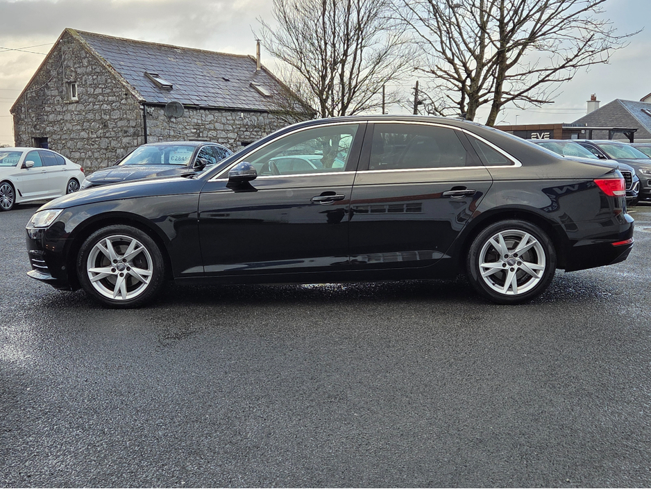 2018 Audi A4 - image 8