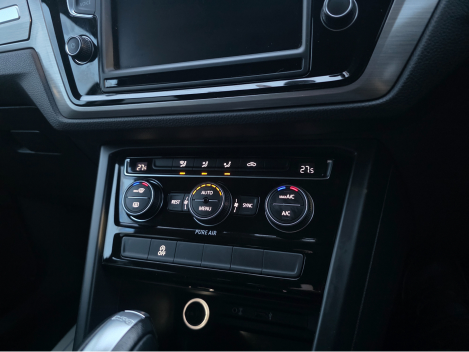 2016 Volkswagen Touran ( 162 ) 7 SEATER FACELIFT EDITION CARPLAY ANDROID AUTO  UNIT SAT NAV €16,950