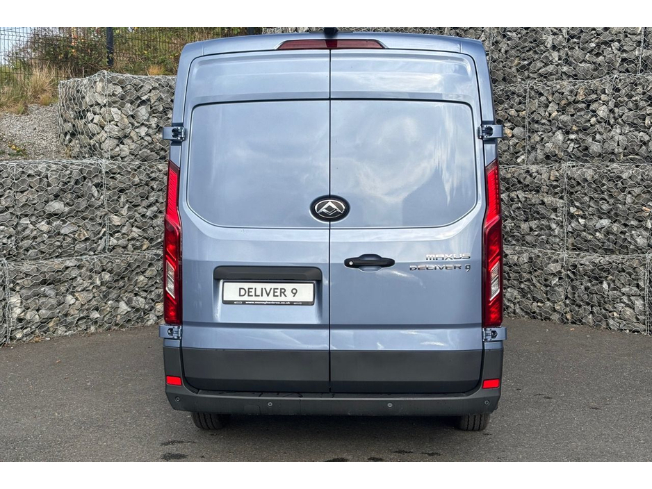 2026 Maxus Deliver 9 BASE L3H2 2.0 TCDI 1 €28,995