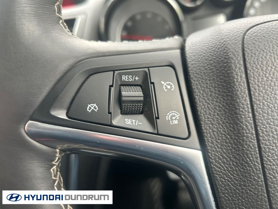 2015 Opel Mokka - image 17