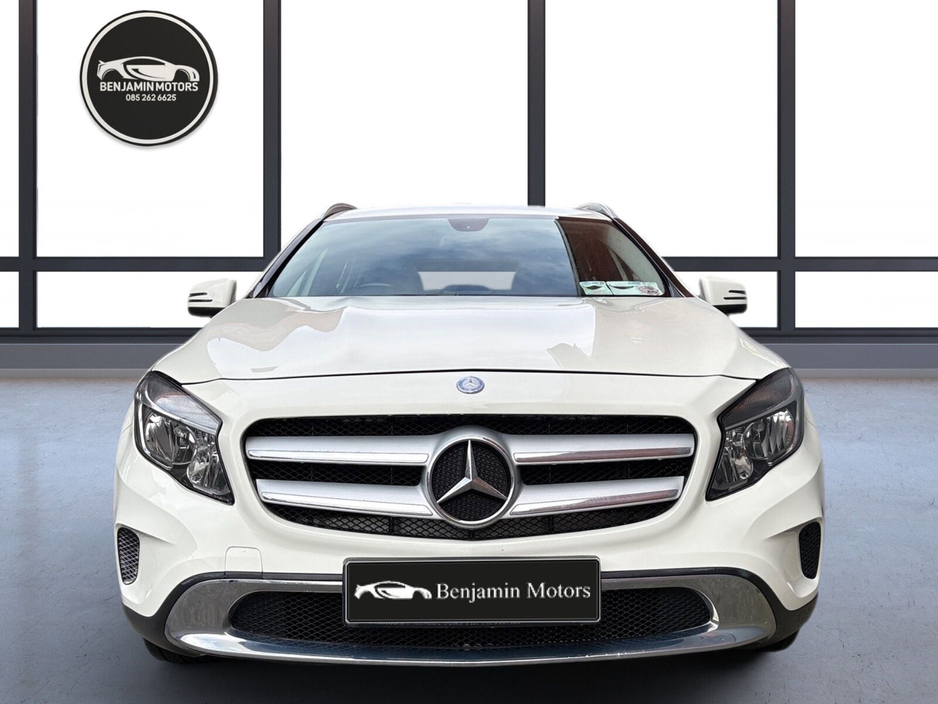 2015 Mercedes-Benz GLA Class - image 3
