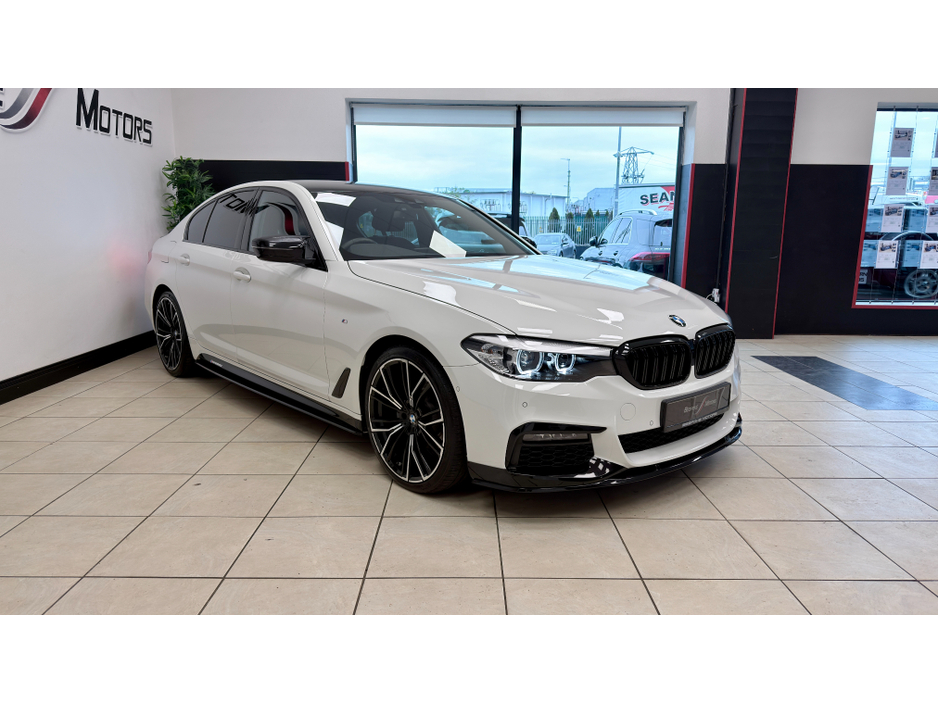 2020 BMW 5 Series - image 21