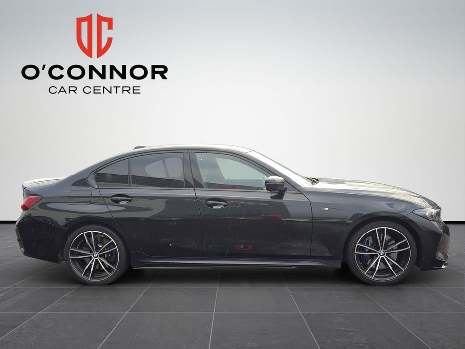 2024 BMW 3 Series - image 6