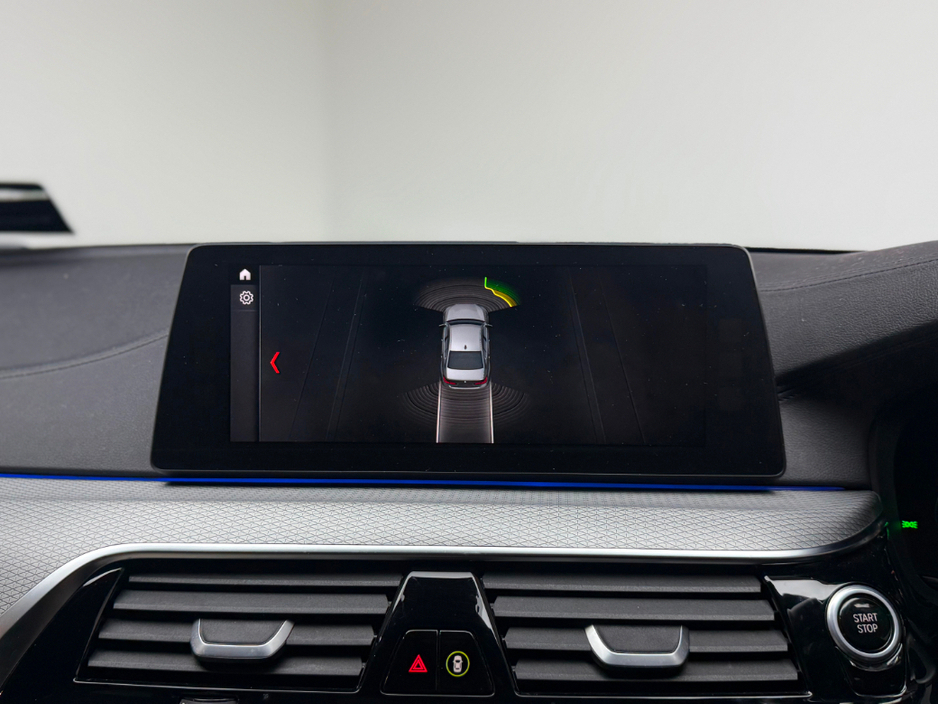 2018 BMW 5 Series 530E M SPORT €26,990