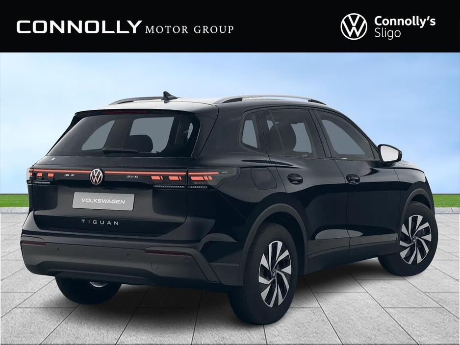2026 Volkswagen Tiguan - image 2
