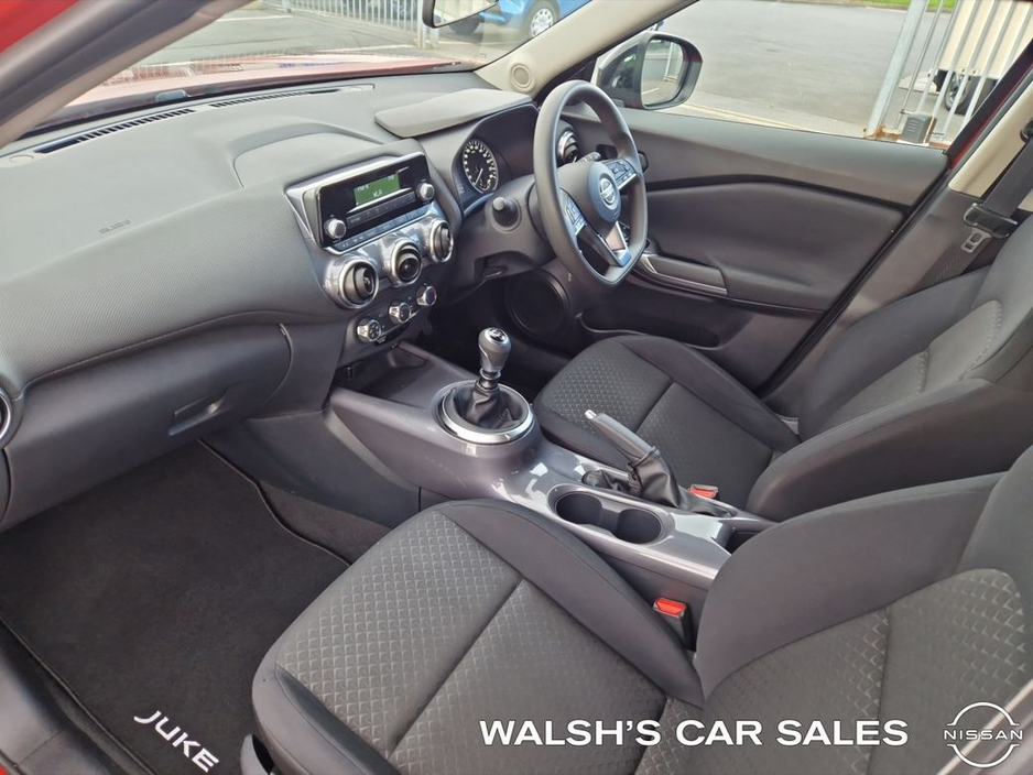 2022 Nissan Juke - image 13