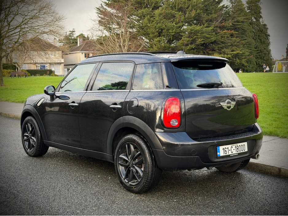 2016 MINI Countryman 1.6 Diesel Business Edition 5dr. €11,900